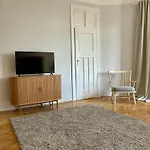 Appartement Chocimska 35 - Skwer Tarasa Szewczenki - Stary Mokotow Varsovie