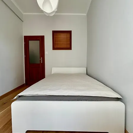 Chocimska 35 - Skwer Tarasa Szewczenki - Stary Mokotow Апартаменты Варшава