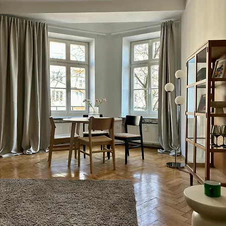 Апартаменты Chocimska 35 - Skwer Tarasa Szewczenki - Stary Mokotow