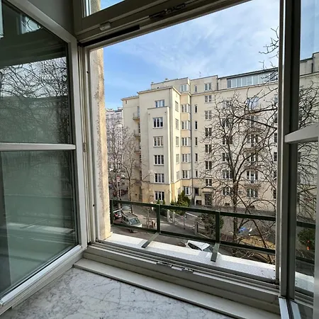 Chocimska 35 - Skwer Tarasa Szewczenki - Stary Mokotow Апартаменты *